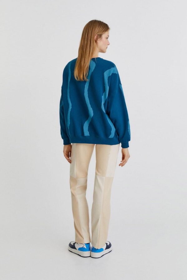 Tie-Dye Lines Sweatshirt – Image 2